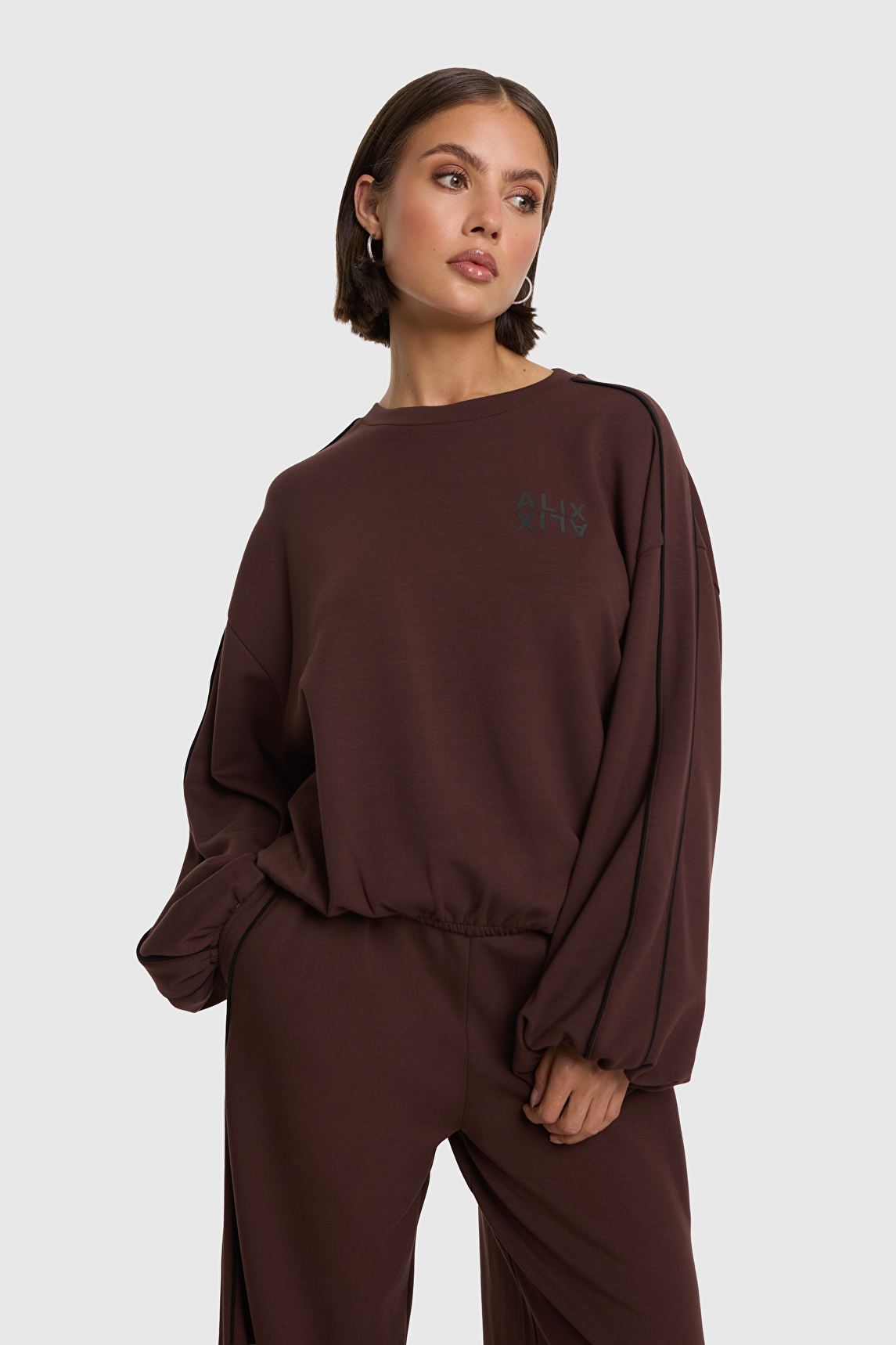 ALIX THE LABEL | PIPING SWEATER - warm brown