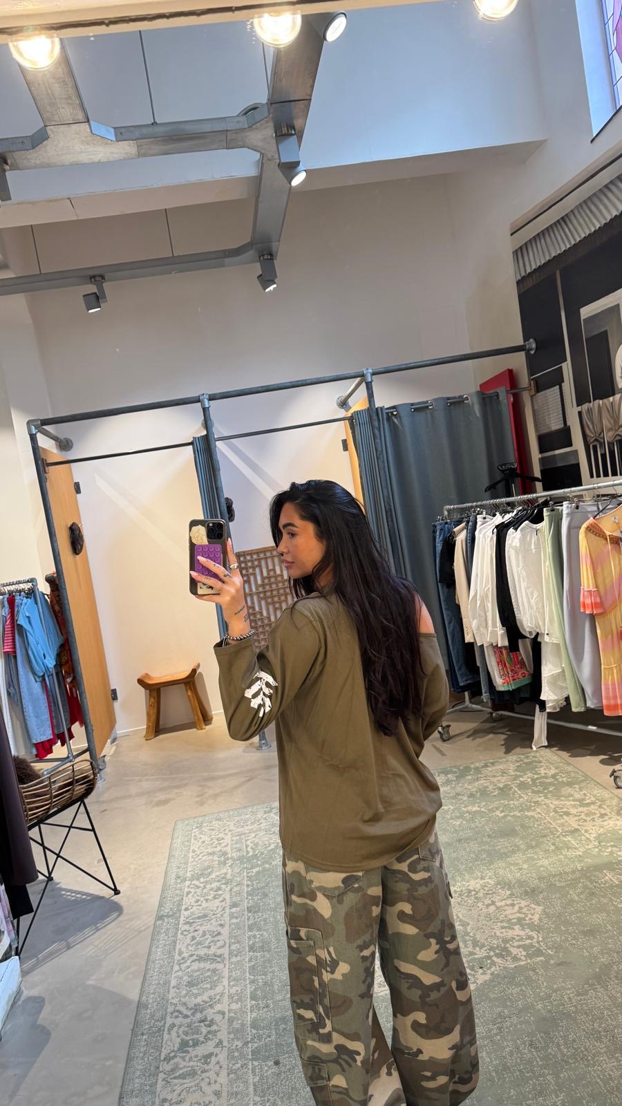 SHIRT OFF-SHOULDER | army - Afbeelding 4