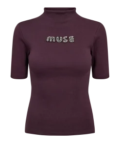 COPENHAGEN MUSE | RIBBED TOP WITH PEARLS