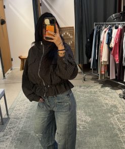 Alternative view of ICONE JACKET